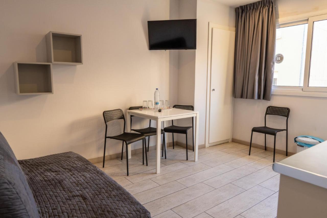 Apartamentos Comfort 卡里拉 外观 照片